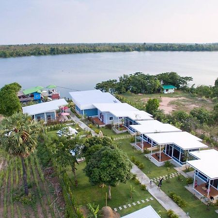 Bluemoon Riverside Phibun Mangsahan Exterior foto