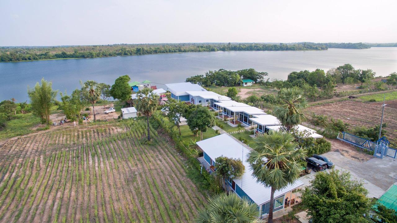 Bluemoon Riverside Phibun Mangsahan Exterior foto